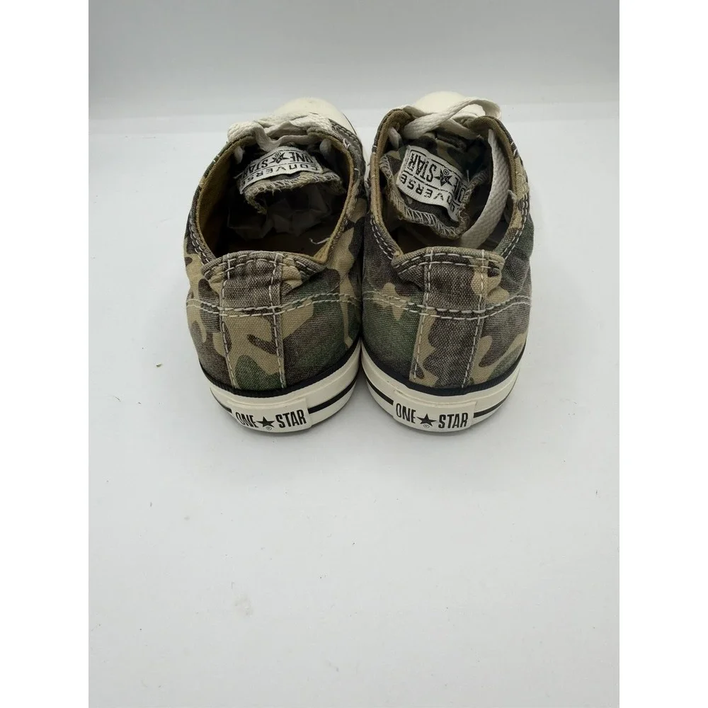 Converse All Star Chuck Taylor Low Top Camouflage Sneakers Youth Size 4